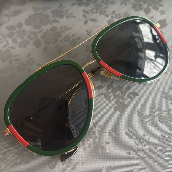 Gucci Web Aviator Sunglasses Frame - Picture 8 of 15